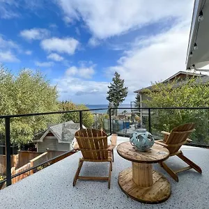 Sunrise Escape - Close To The Beach! Victoria